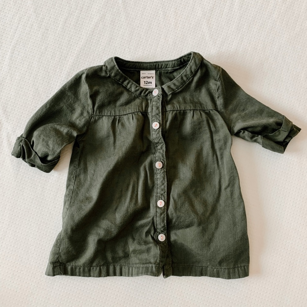 Carter’s // 12 month top